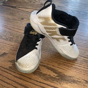 Boys Nike basketball shoes, size 1